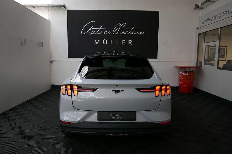 Gebraucht Ford Mustang Extended Range 294 PS (216 kW) 2021 Weiß Limousine