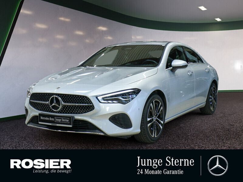 Gebraucht Mercedes CLA180 Advanced Plus 136 PS (100 kW) 2023 Silber / iridiumsilber Limousine