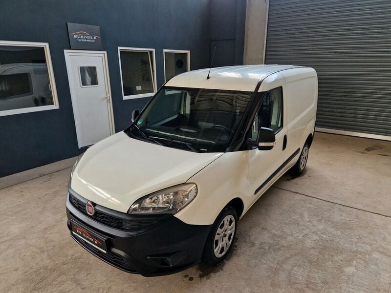 Gebraucht Fiat Doblò 75 PS (55 kW) 2016 Weiß Van / Kleinbus
