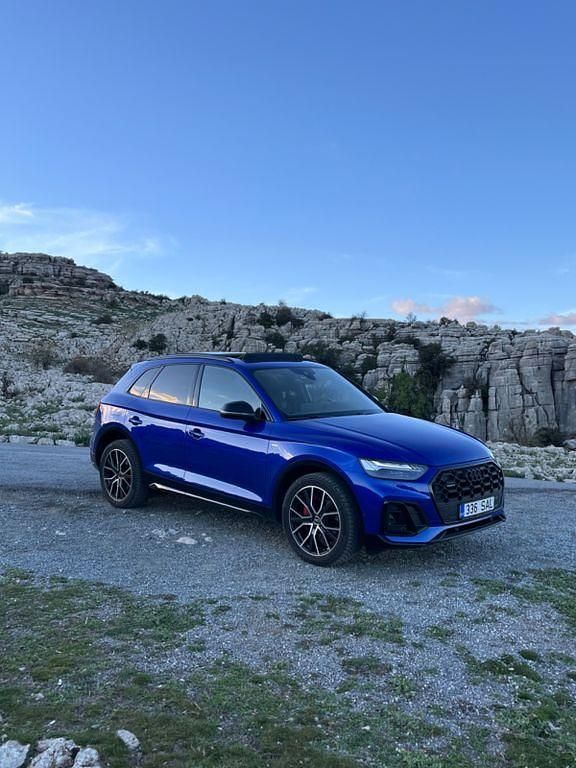 Blau Gebraucht 2024 Audi Q5 Business SUV | 62.500 € - Bild 1/4