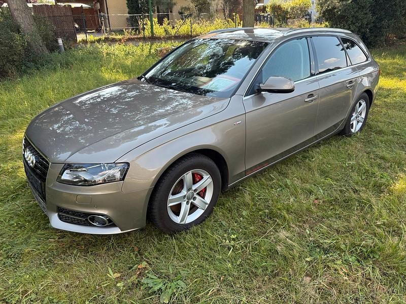 Andere farben Gebraucht 2009 Audi A4 Comfort Kombi | 9.990 € (Teuer) - Bild 1/4