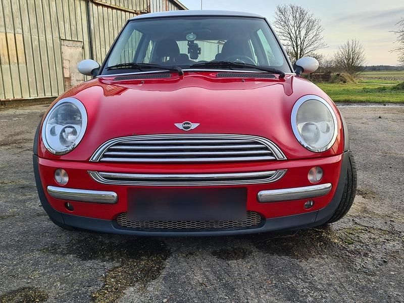 Second-hand Mini Cooper 85 CP (62 kW) 2003 Roșu Hatchback