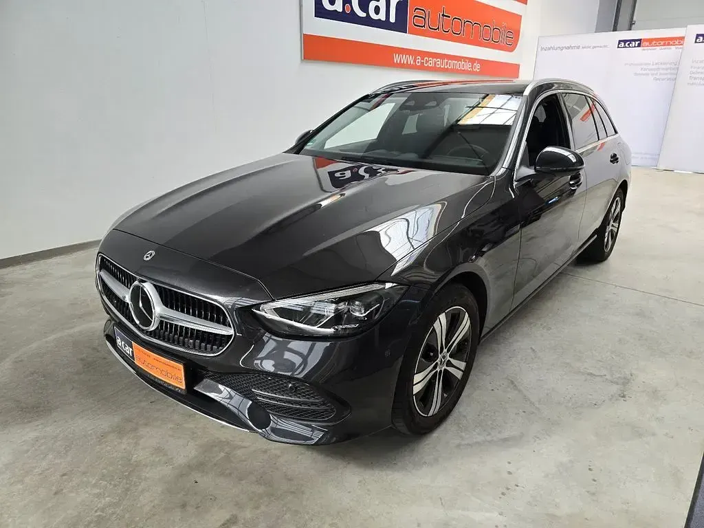 Gebraucht Mercedes C300e 204 PS (150 kW) 2023 Grau Kombi