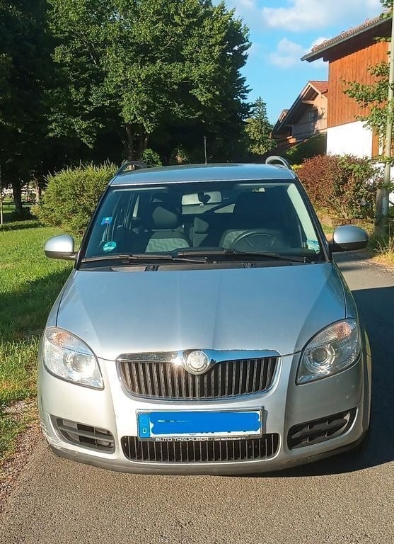 Silber Gebraucht 2008 Skoda Fabia Ambiente Kombi | 750 € (Guter Preis) - Bild 1/4