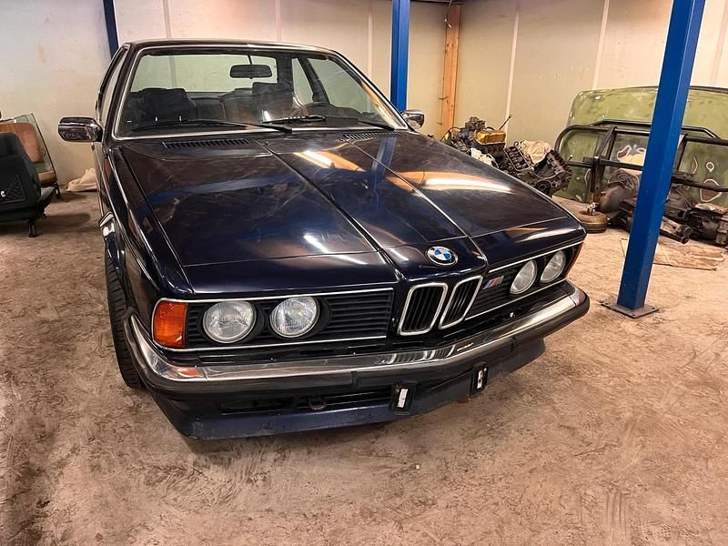 Blau Gebraucht 1987 BMW 635 Coupé | 12.500 € - Bild 1/4