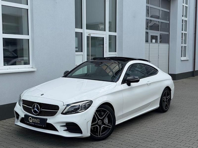 Gebraucht Mercedes C300 AMG 245 PS (180 kW) 2018 Weiß Coupé