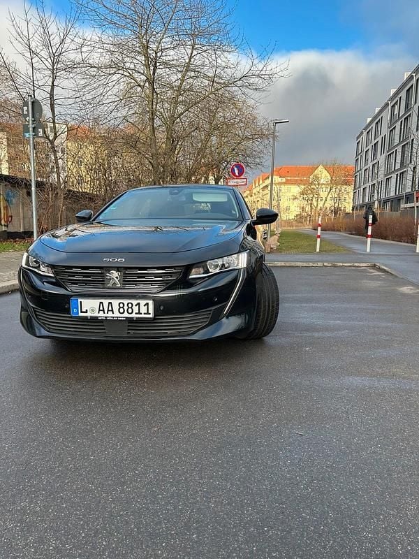 Gebraucht Peugeot 508 Allure 131 PS (96 kW) 2020 Schwarz Limousine