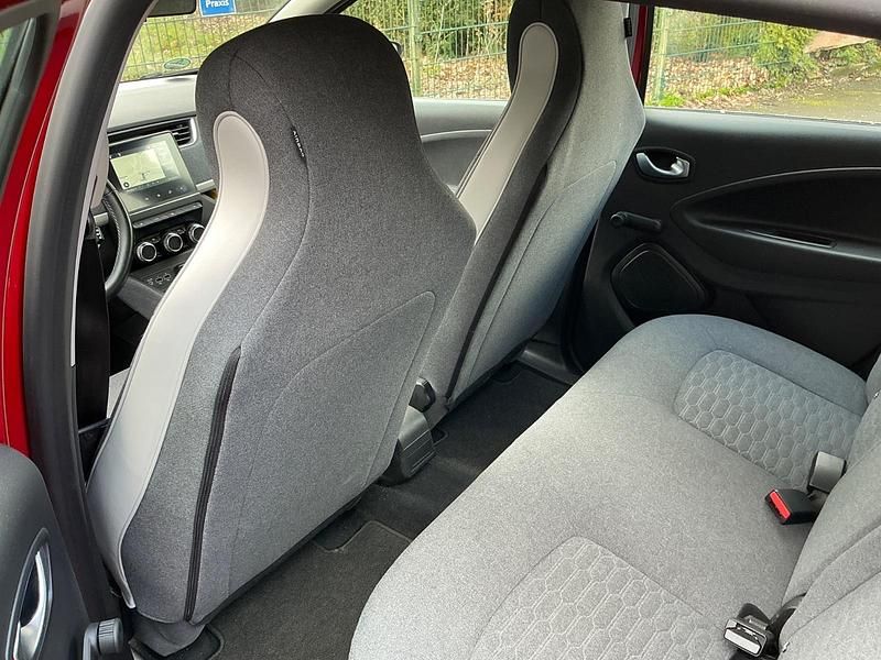 Gebraucht Renault Zoe 51 kW (70 PS) 2021 Rot Kleinwagen