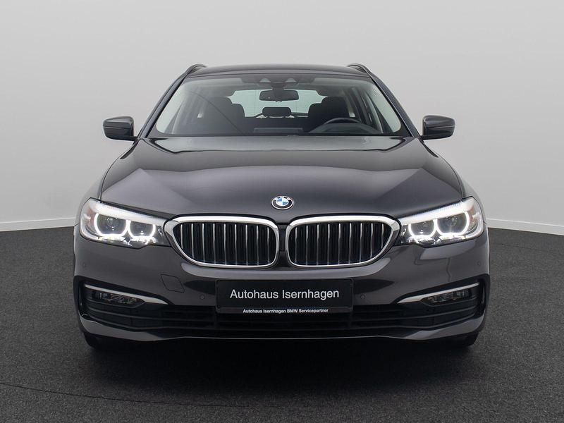 Gebraucht BMW 520 Sport Line 190 PS (139 kW) 2020 Sophistograu brillanteffekta9 Kombi