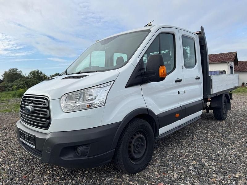Weiß Gebraucht 2017 Ford Transit Limousine | 13.790 € (Fairer Preis) - Bild 1/4