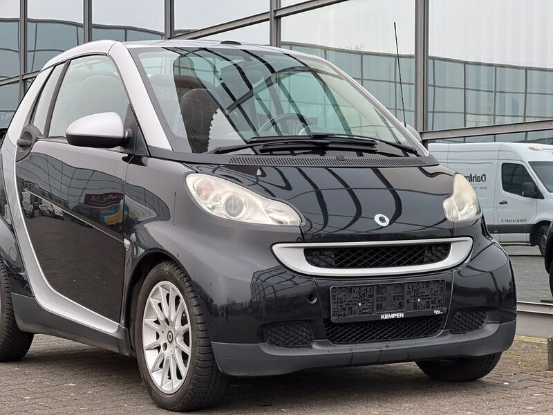 Schwarz Gebraucht 2007 Smart ForTwo Cabrio Cabrio | 5.490 € (Etwas zu teuer) - Bild 1/4