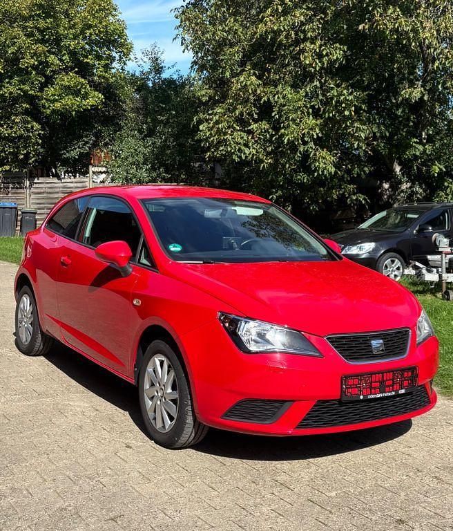Rot Gebraucht 2014 Seat Ibiza SC Style Kleinwagen | 6.300 € (Fairer Preis) - Bild 1/4