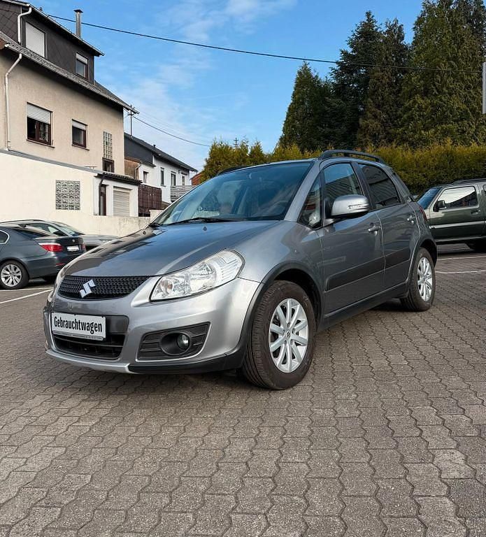 Gebraucht Suzuki SX4 Style 120 PS (88 kW) 2012 Grau SUV