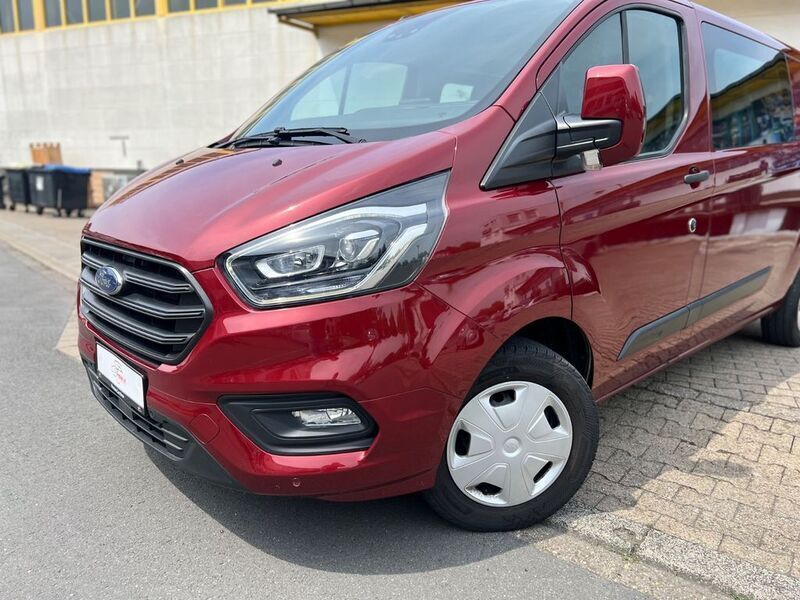 Rot Gebraucht 2020 Ford Transit Custom Van / Kleinbus | 18.950 € - Bild 1/4