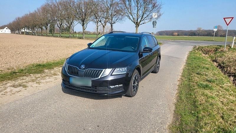 Gebraucht Skoda Octavia 116 PS (85 kW) 2018 Schwarz Kombi