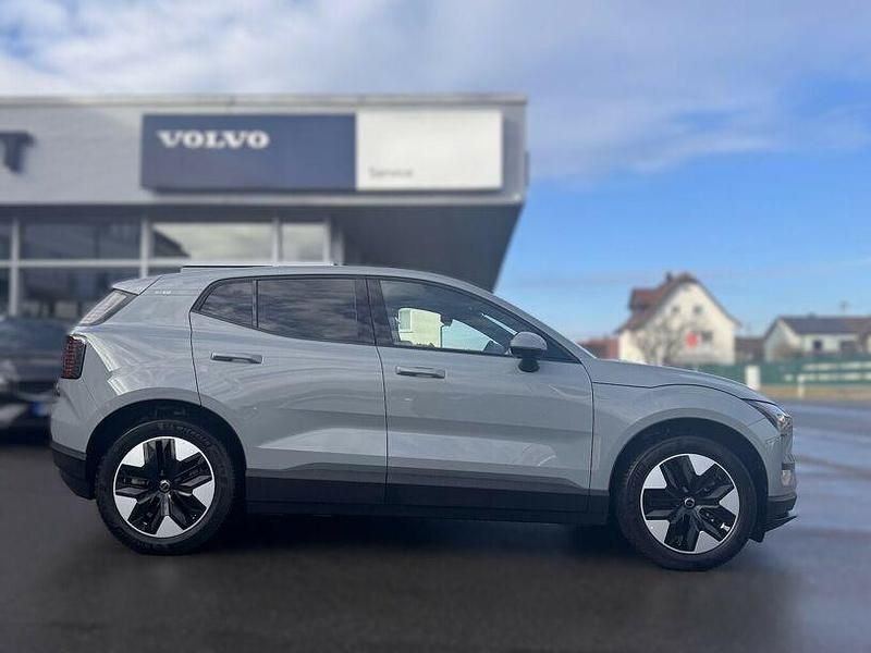 Gebraucht Volvo EX30 Core 200 kW (272 PS) 2024 Vapour grey SUV