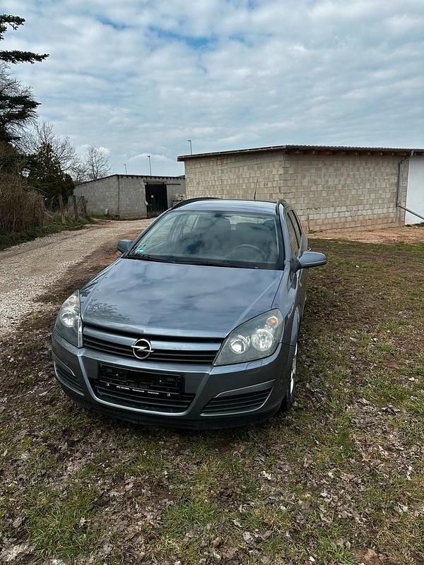 Usata Opel Astra 105 CV (77 kW) 2005 Station wagon