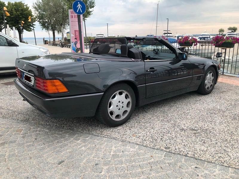 Gebraucht Mercedes SL300 231 PS (169 kW) 1992 Schwarz Cabrio