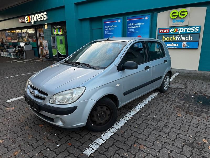 Blau Gebraucht 2006 Hyundai Getz Kleinwagen | 799 € (Guter Preis) - Bild 1/4
