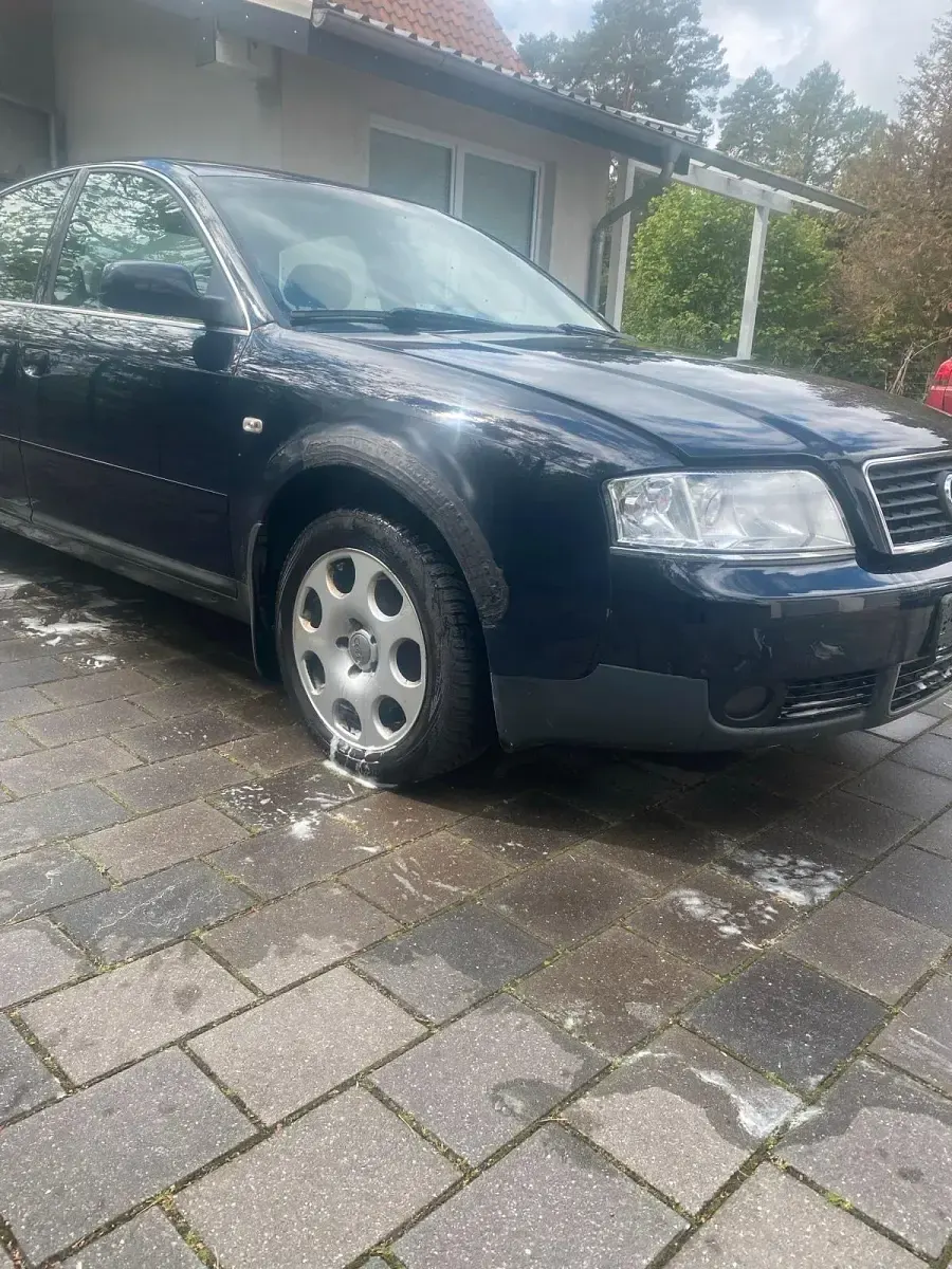 Gebraucht Audi A6 130 PS (95 kW) 2002 Blau Limousine