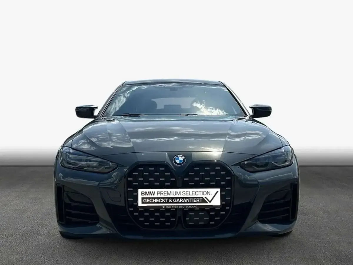 Gebraucht BMW M4 374 PS (275 kW) 2022 Dravitgrau metallic Coupé