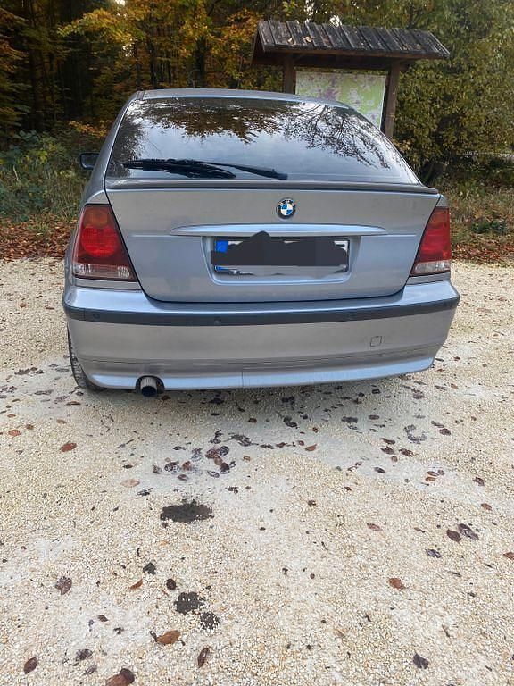 Gebraucht BMW 316 Lifestyle 116 PS (85 kW) 2004 Grau Limousine
