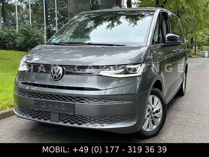 Gebraucht VW Multivan 150 PS (110 kW) 2022 Grau Van
