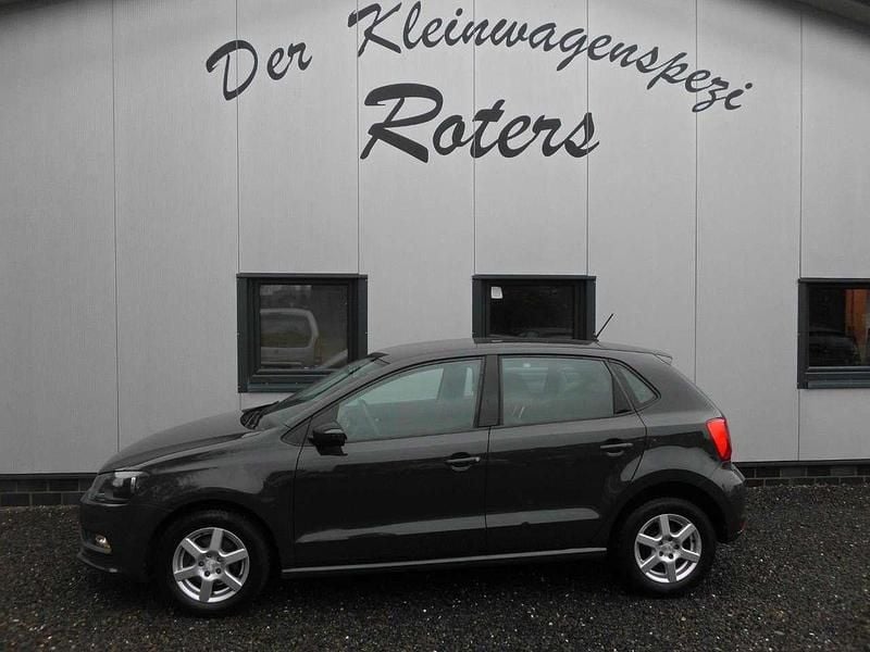 Gebraucht VW Polo Trendline 60 PS (44 kW) 2015 Grau Kleinwagen