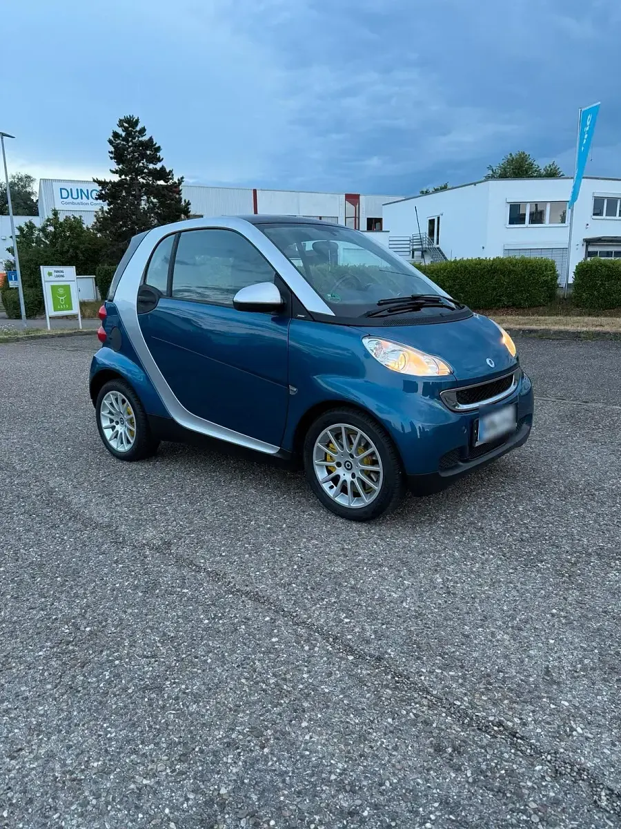 Gebraucht Smart ForTwo Coupé 71 PS (52 kW) 2011 Blau Coupé