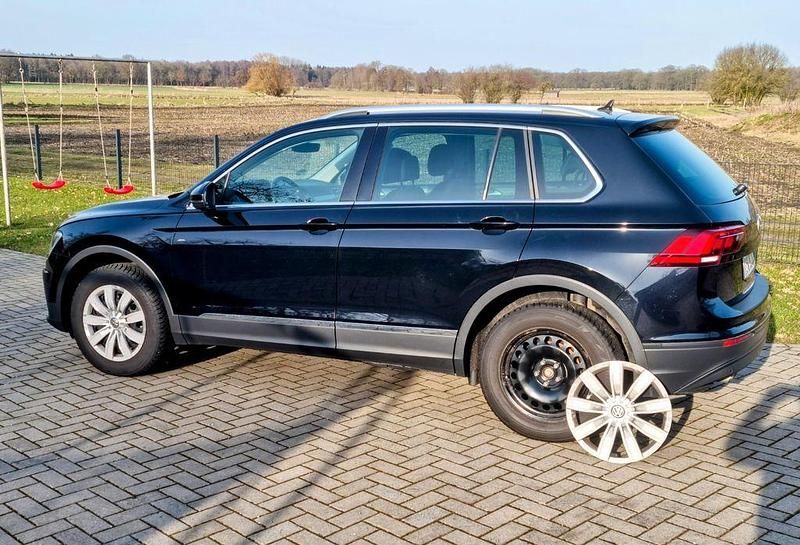 Gebraucht VW Tiguan 190 PS (139 kW) 2019 Schwarz SUV