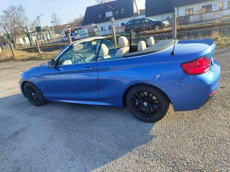 Gebraucht BMW 220 M Sport 184 PS (135 kW) 2019 Blau Cabrio