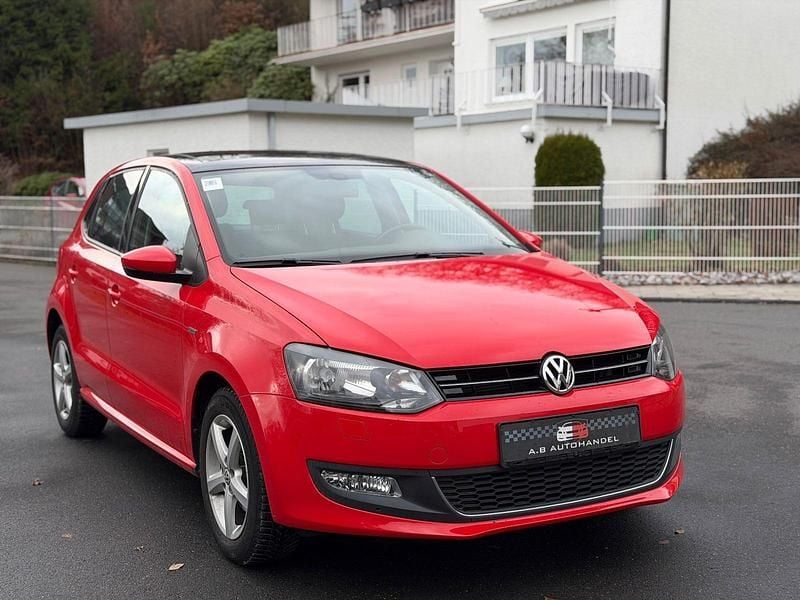 Gebraucht VW Polo Life 90 PS (66 kW) 2013 Rot Limousine