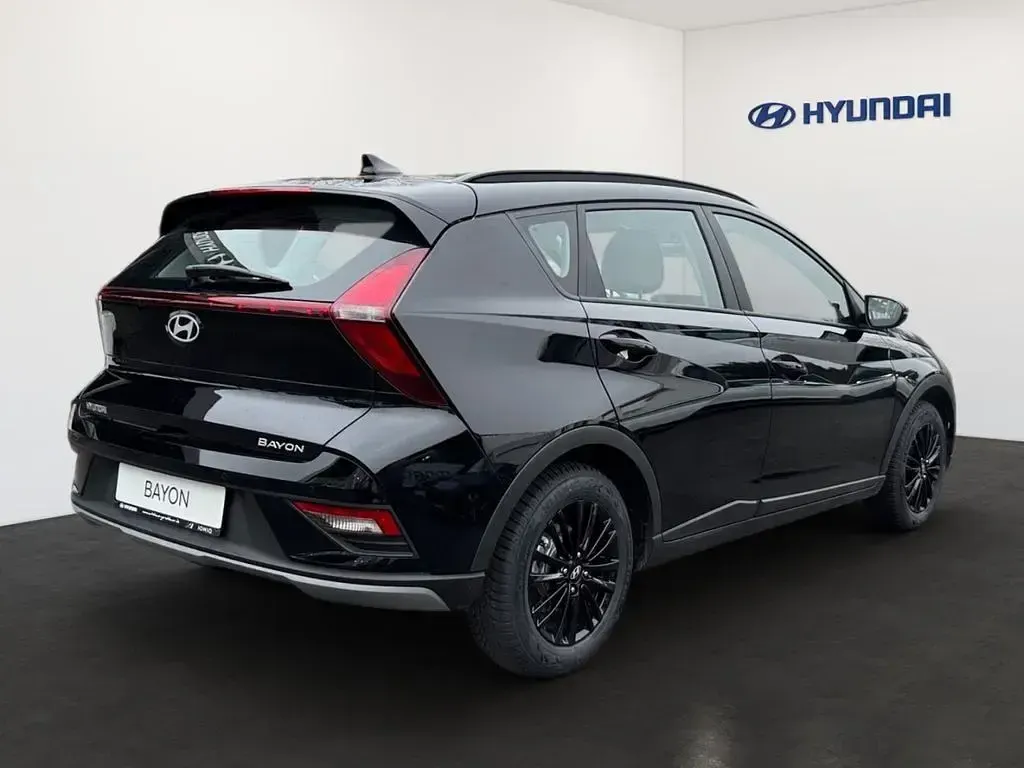 Gebraucht Hyundai Bayon Select 99 PS (72 kW) 2025 Schwarz SUV