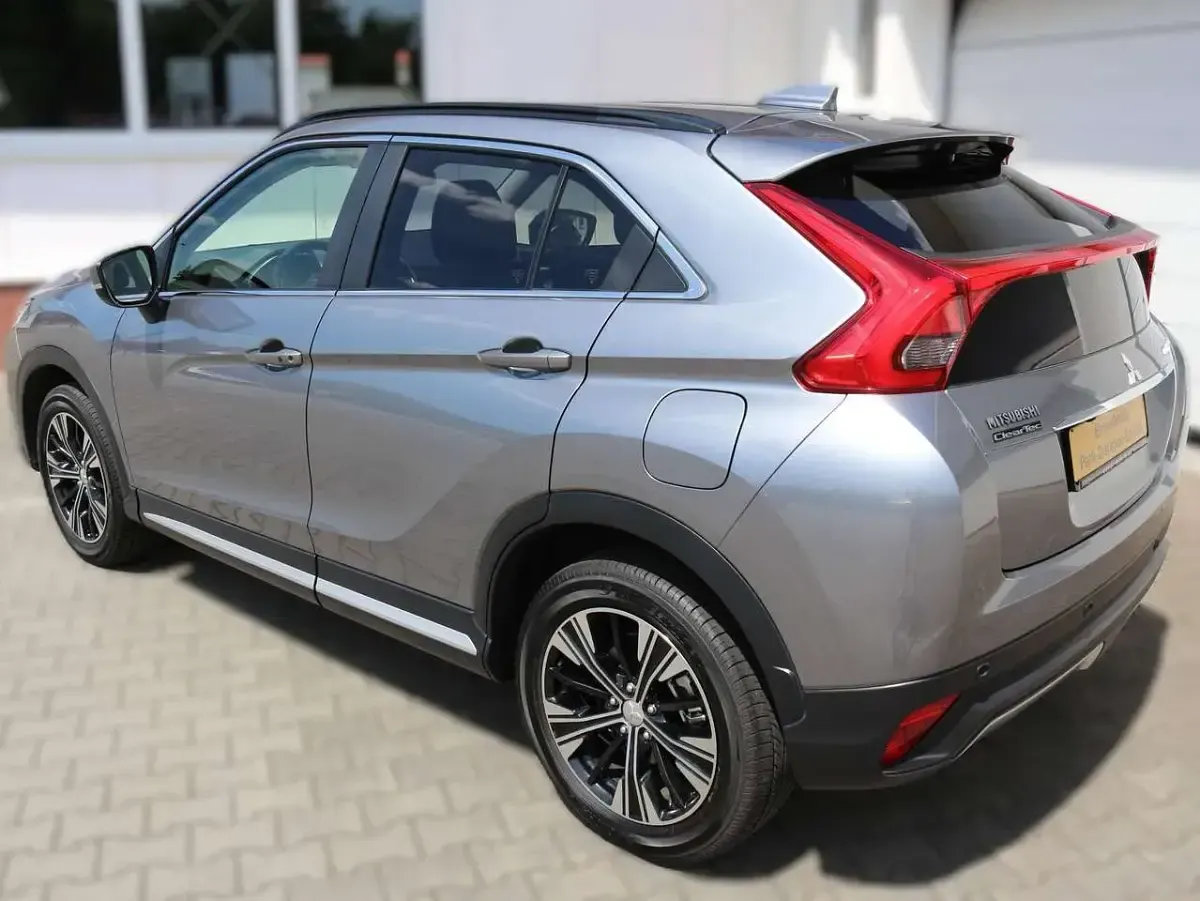 Gebraucht Mitsubishi Eclipse Cross Edition 163 PS (119 kW) 2019 Platinumgrau SUV