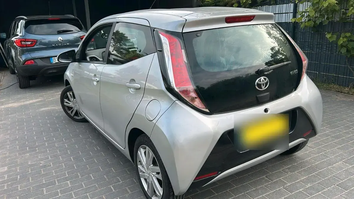 Gebraucht Toyota Aygo 69 PS (50 kW) 2017 Grau Kleinwagen