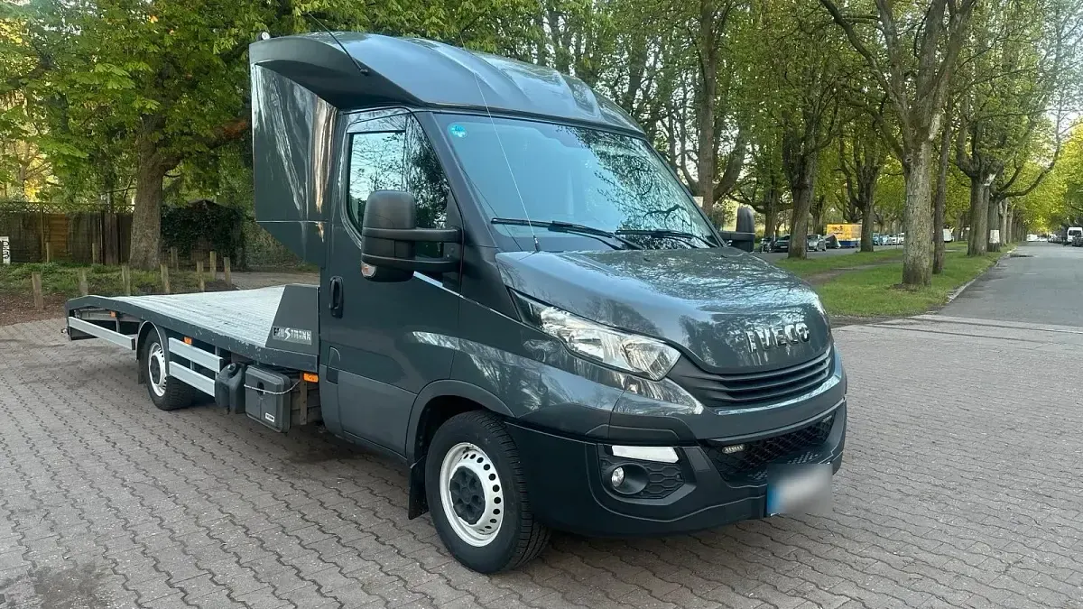 Occasion Iveco Daily 180 ch (132 kW) 2018 Gris