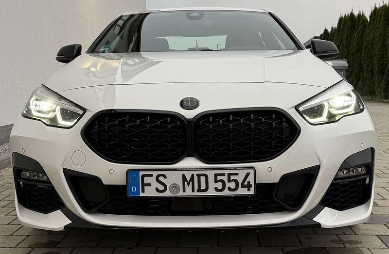 Gebraucht BMW 220 M Sport 178 PS (130 kW) 2021 Weiß Limousine