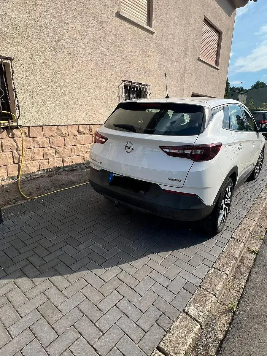 Gebraucht Opel Grandland X 131 PS (96 kW) 2018 Weiß SUV