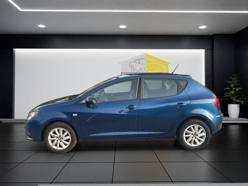 Gebraucht Seat Ibiza Sun 69 PS (50 kW) 2015 Azul/blue apolo Kleinwagen