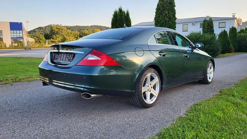 Grün Gebraucht 2007 Mercedes CLS350 Limousine | 8.900 € (Superpreis) - Bild 1/4