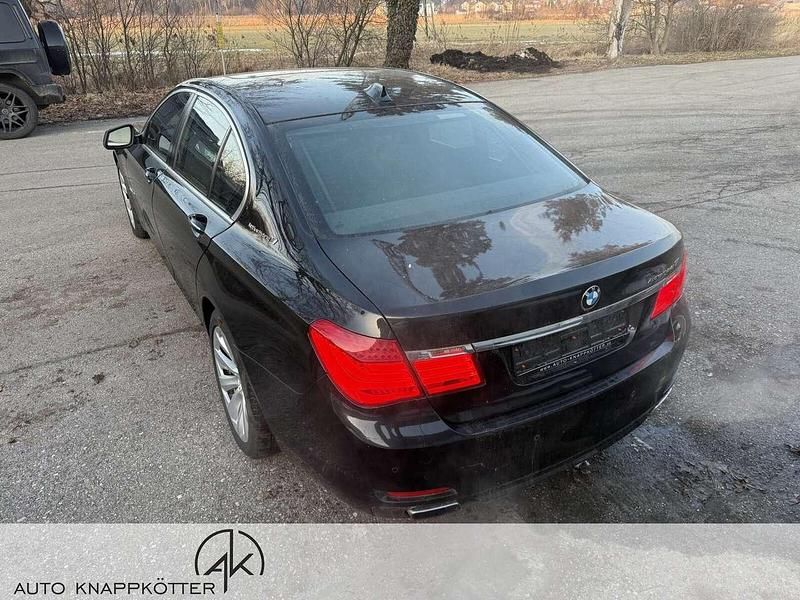 Gebraucht BMW ActiveHybrid 7 465 PS (342 kW) 2011 Black sapphire Limousine
