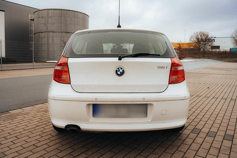 Gebraucht BMW 116 122 PS (89 kW) 2012 Weiß Kleinwagen