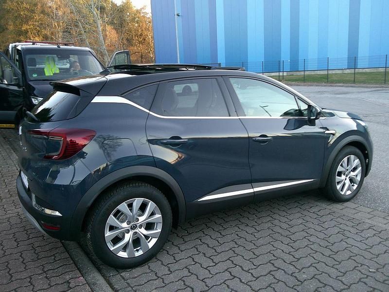 Gebraucht Renault Captur Intens 131 PS (96 kW) 2020 Grau SUV