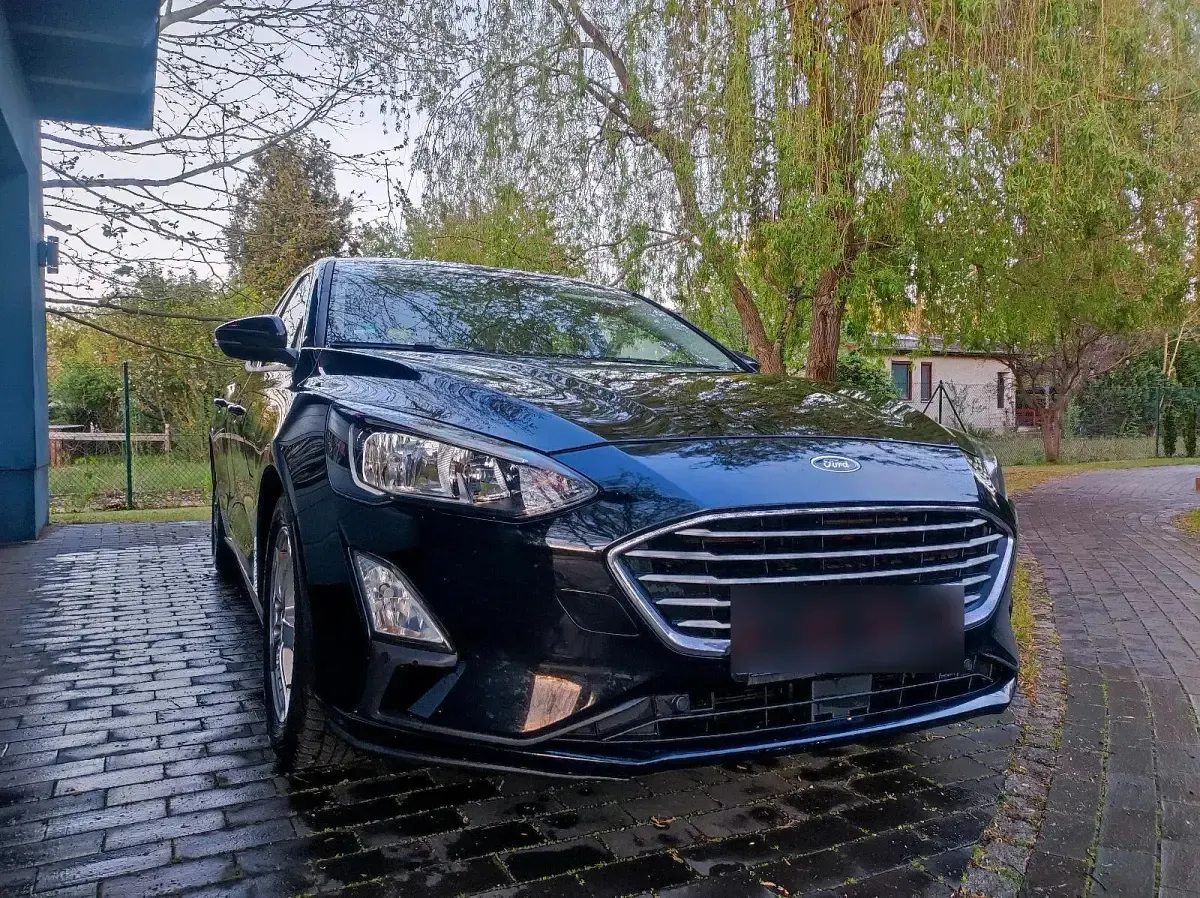 Usata Ford Focus 120 CV (88 kW) 2019 Nero Berlina