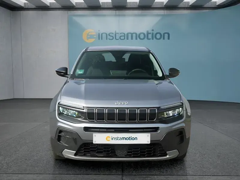 Gebraucht Jeep Avenger 101 PS (74 kW) 2024 Grau SUV