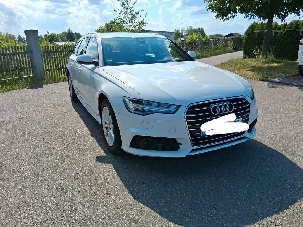 Gebraucht Audi A6 Ambiente 190 PS (139 kW) 2018 Weiß Limousine