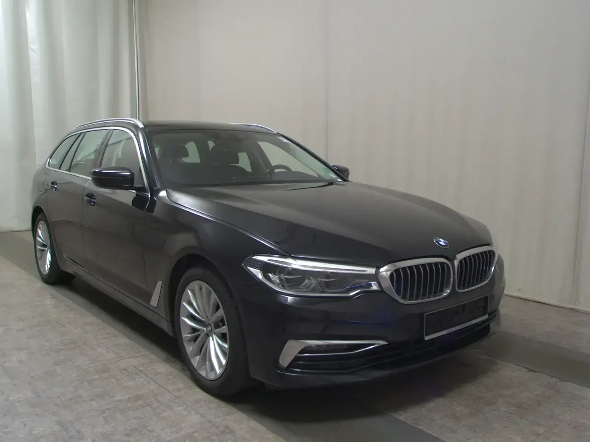 Gebraucht BMW 540 Luxury Line 320 PS (235 kW) 2020 Schwarz Kombi