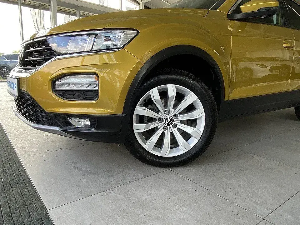 Gebraucht VW T-Roc Style 150 PS (110 kW) 2021 Kurkumagelb (metallic) SUV