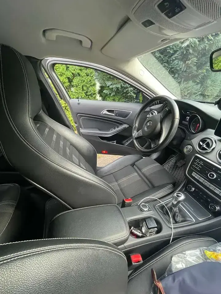 Gebraucht Mercedes GLA180 109 PS (80 kW) 2018 SUV