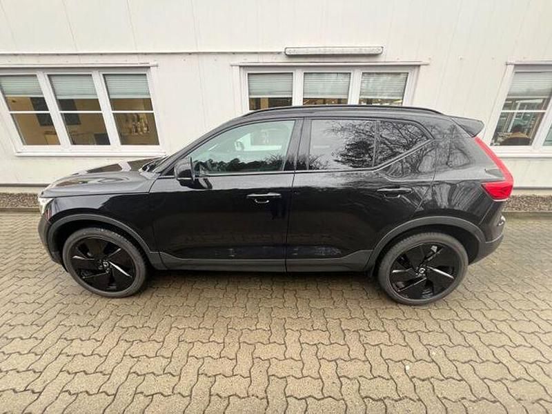 Gebraucht Volvo XC40 Plus 163 PS (119 kW) 2025 Schwarz SUV